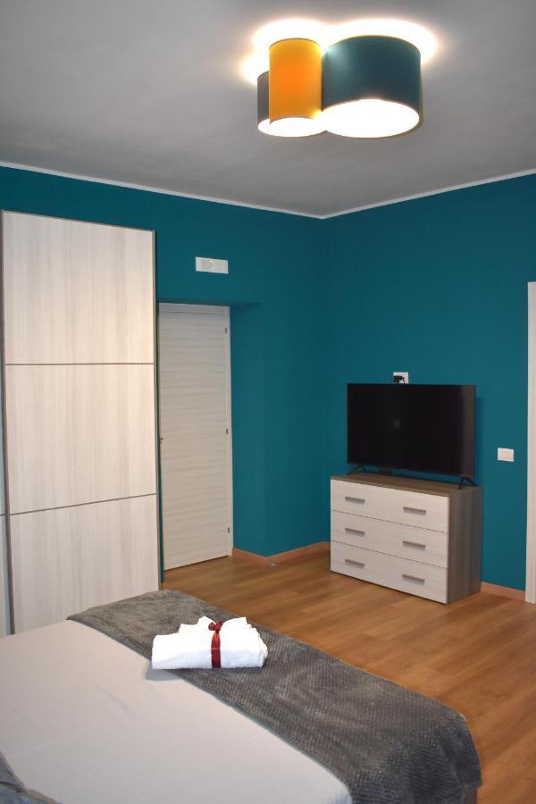 Casa Vacanze Oikia - Room Orchidea Napoli Bagian luar foto
